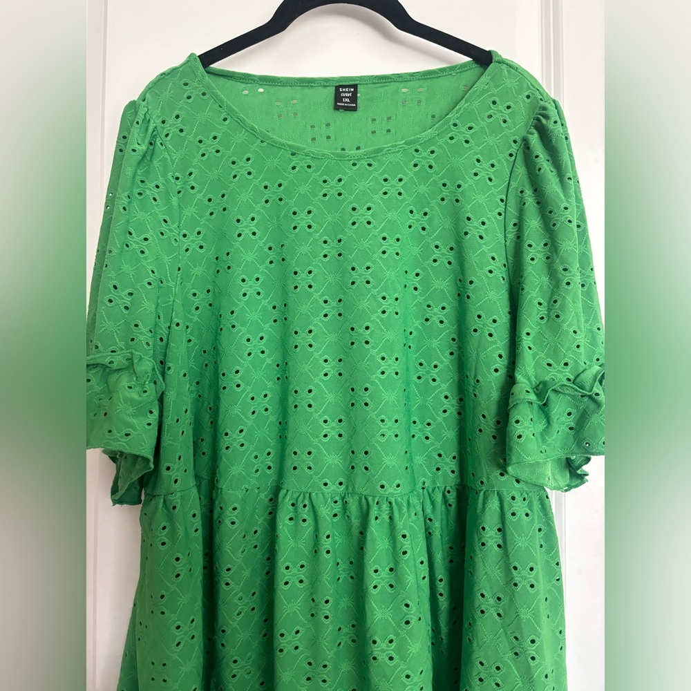 Kelly Green Perforated Babydoll Top - Size 1XL